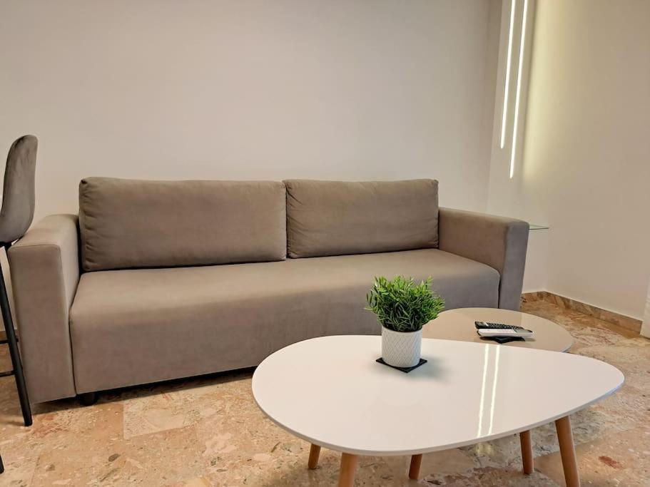 Luxury Suite פאטרה מראה חיצוני תמונה