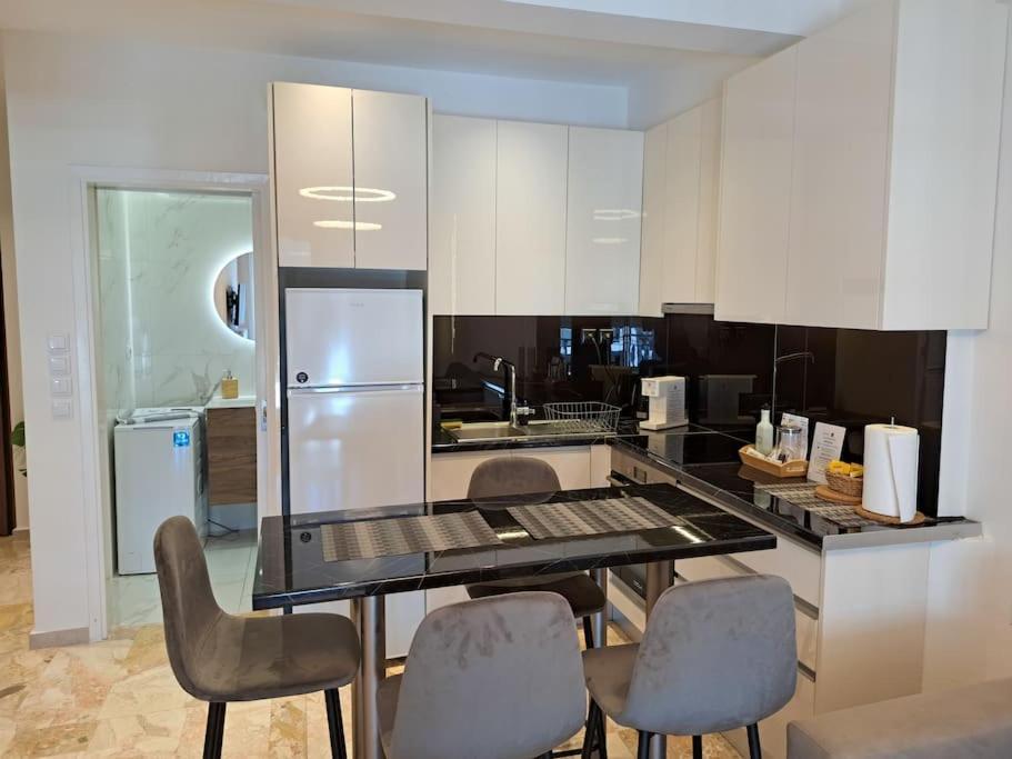 Luxury Suite פאטרה מראה חיצוני תמונה